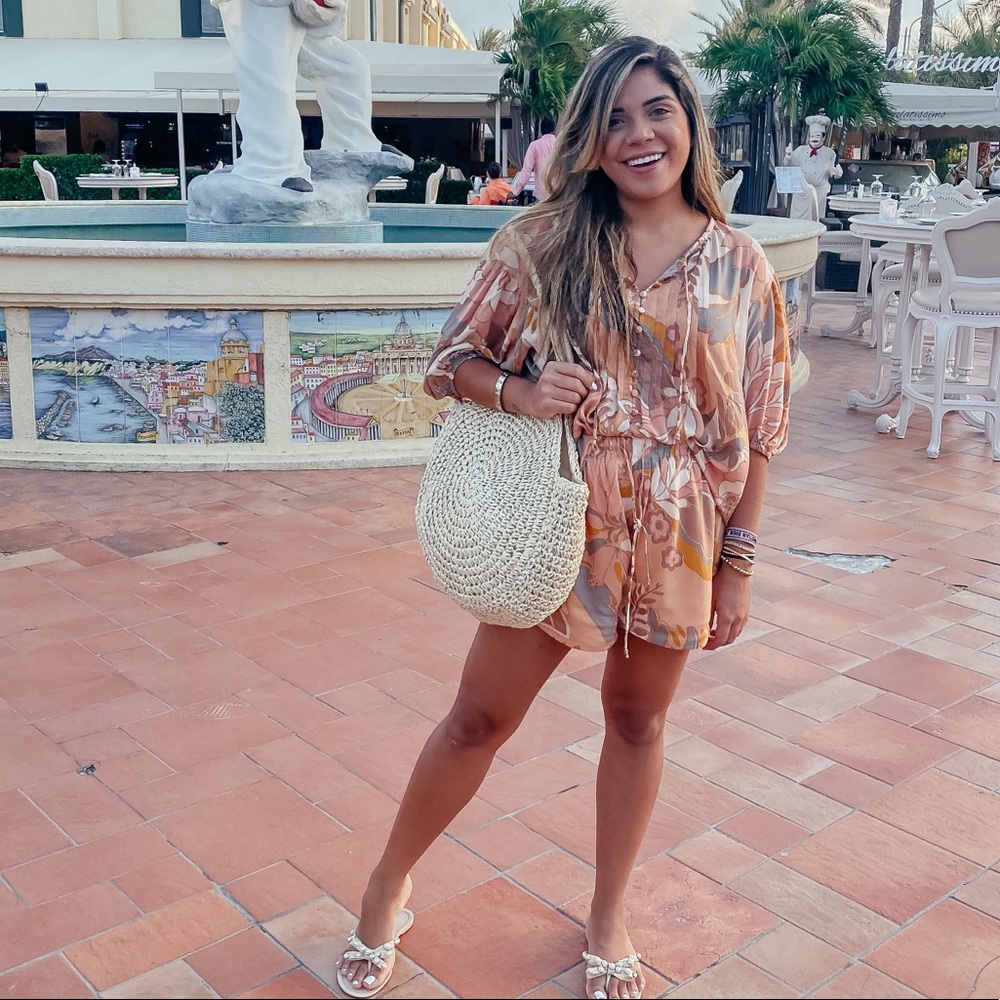 Matching set blouse and shorts